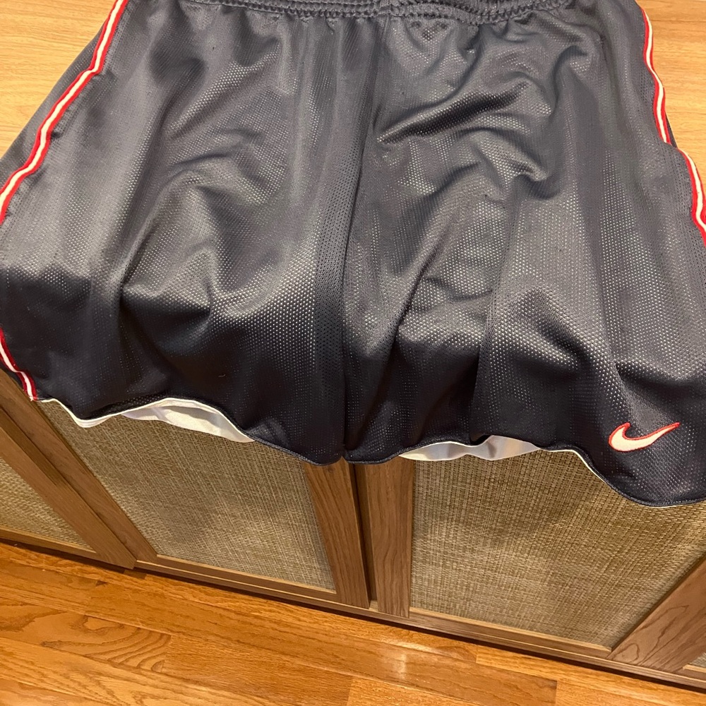 Nike - Vintage 90's reversible basketball shorts